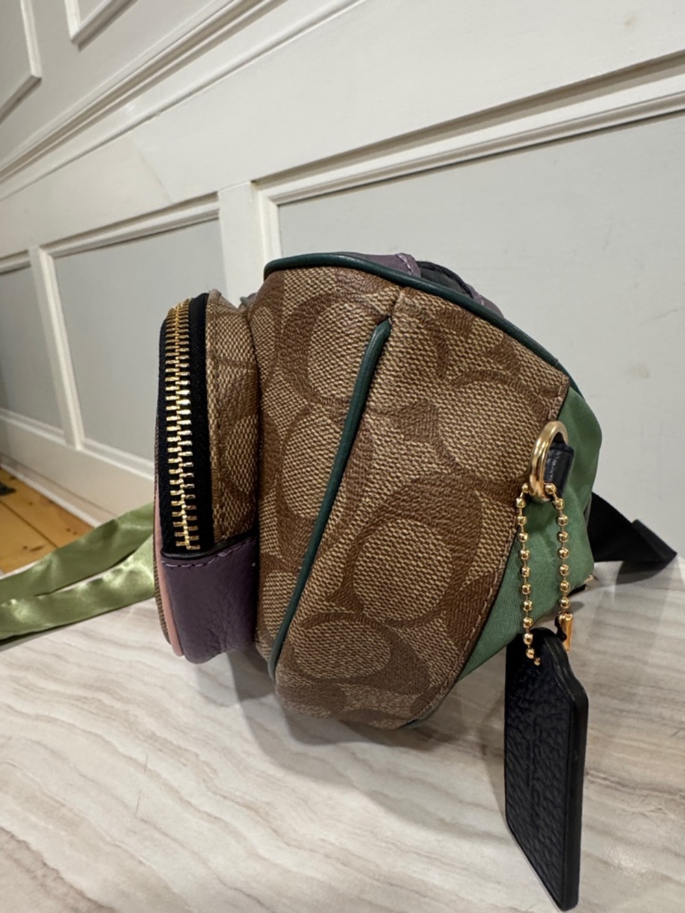 Coach Bag Court Signature Small Belt Bag - Picture 6 of 17